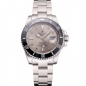 Eine elegante Uhr mit poliertem Gehäuse, klaren Indizes und klassischem Jubilee-Armband. Perfekt für Business, Freizeit oder elegante Anlässe. (rolexreplica.kaufen) Eine elegante Uhr mit poliertem Gehäuse, klaren Indizes und klassischem Jubilee-Armband. Perfekt für Business, Freizeit oder elegante Anlässe. (rolexreplica.kaufen)