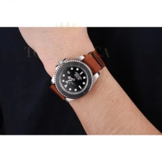 Diese Uhr Verwendet Die Von Hublot Entwickelte „Magic Ceramic“, Die Es Ermöglicht, Dynamische, Abstrakte Muster In Die Lünette Zu Integrieren. Sie Kombiniert Robustheit Mit Eleganz Und Verfügt Über Ein Skelettiertes Zifferblatt. (Uhren.best) Diese Uhr verwendet die von Hublot entwickelte „Magic Ceramic“, die es ermöglicht, dynamische, abstrakte Muster in die Lünette zu integrieren. Sie kombiniert Robustheit mit Eleganz und verfügt über ein skelettiertes Zifferblatt. (uhren.best)